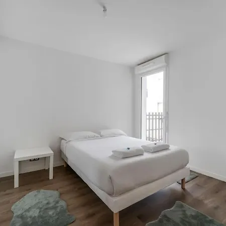 Elegance En Banlieue Parisienne Apartment Noisy-le-Sec Exterior photo