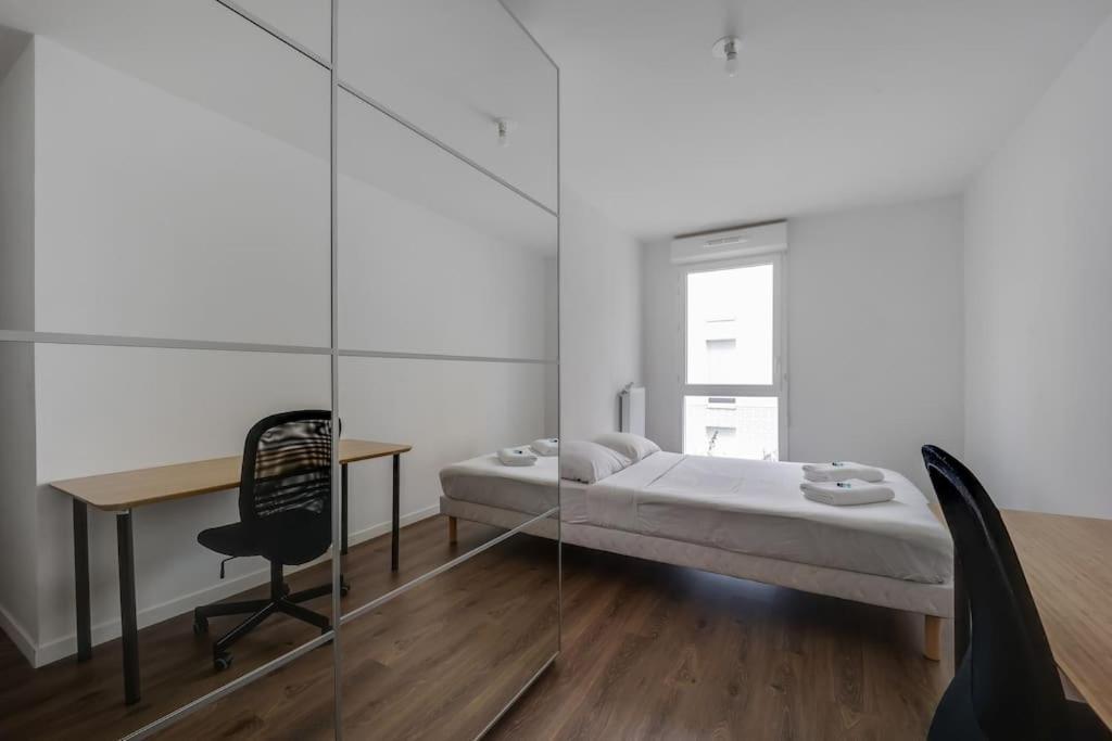 Elegance En Banlieue Parisienne Apartment *